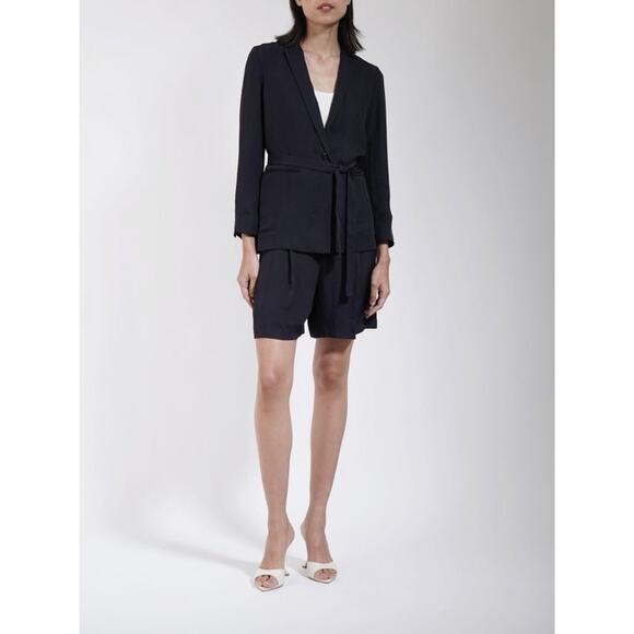 THEORY Elastic Back Washed Twill Belted Jacket Blazer Machine Washable 12 $425 - Picture 1 of 14